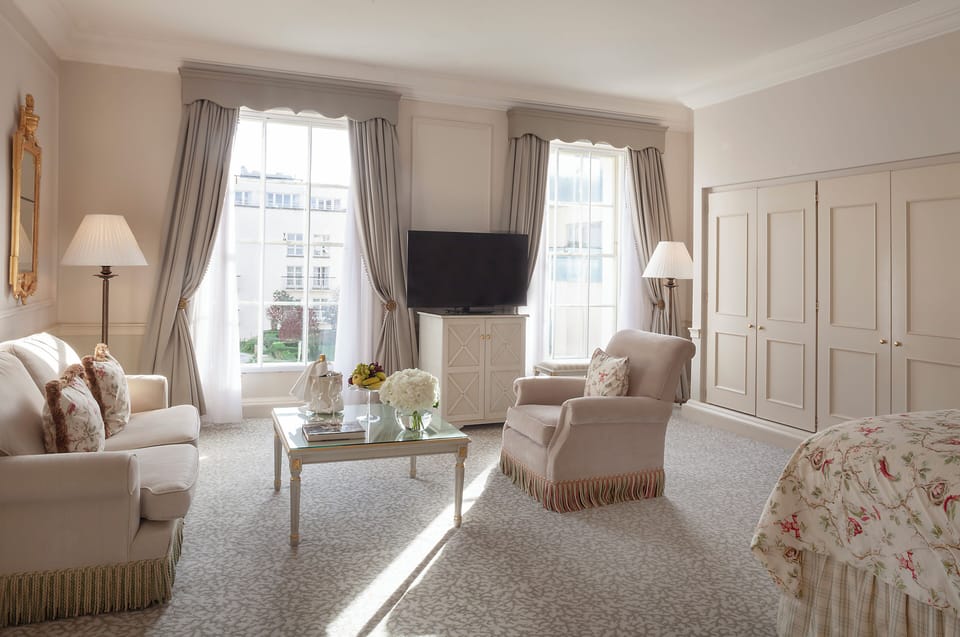 Deluxe King Room in the Main House | Premium bedding, minibar, in-room safe, desk