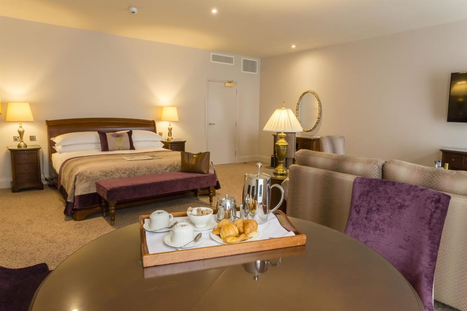 1 bedroom, in-room safe, desk, free WiFi