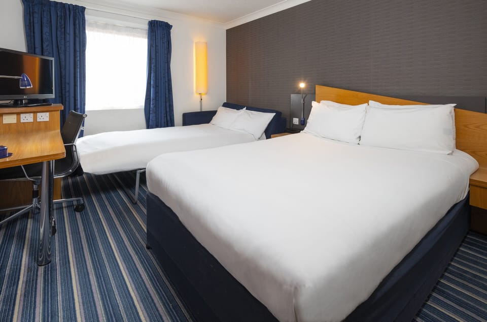 Standard Room, 1 Double Bed with Sofa bed (with Free Hot Breakfast) | Room amenity