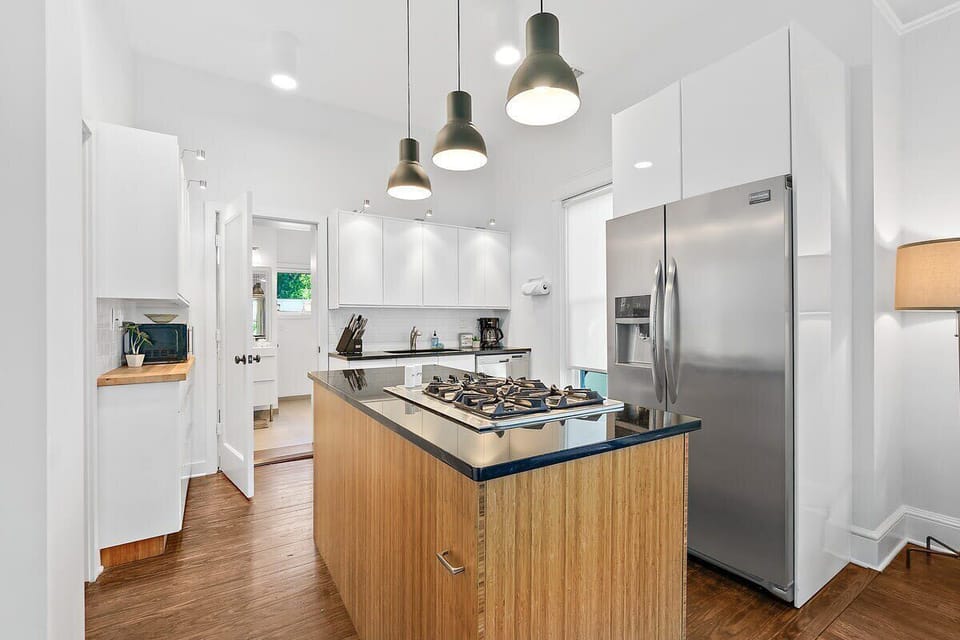 Beautiful kitchen equipped with all the basics you need for preparing in house meals during your stay!