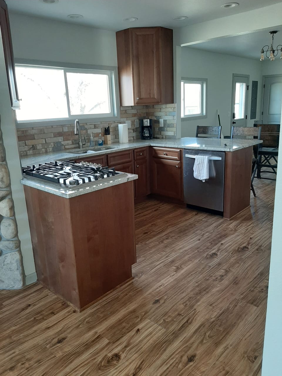 Kitchen - Granite Counters and stainless steel appliances 