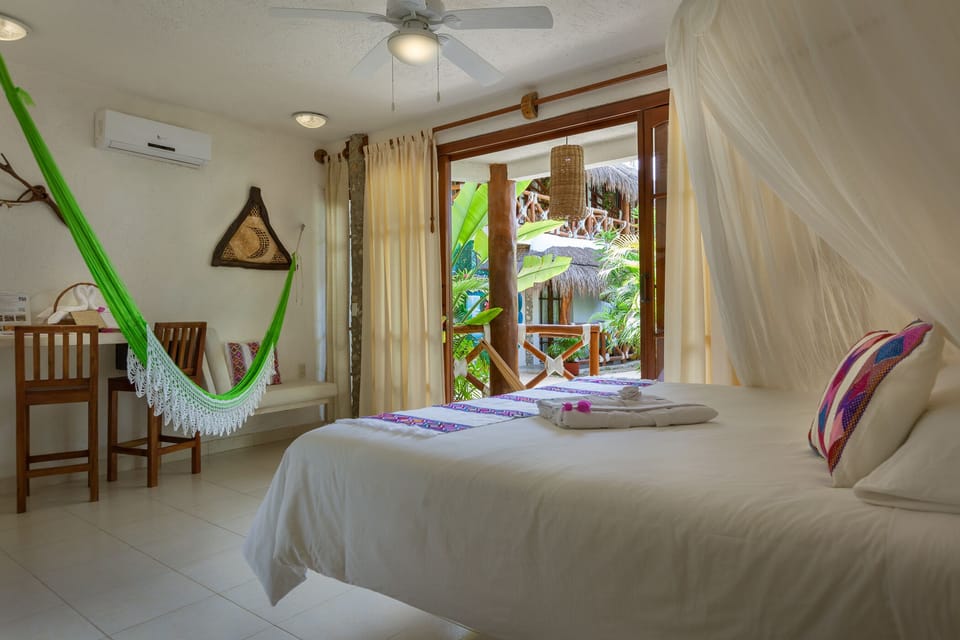Luxury Room | Individually decorated, free WiFi, bed sheets