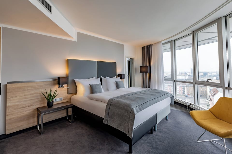 In-room safe, desk, soundproofing, free cribs/infant beds