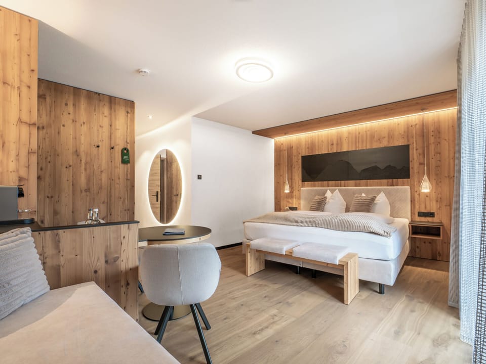 Deluxe Double Room, Balcony | Premium bedding, desk, blackout drapes, iron/ironing board
