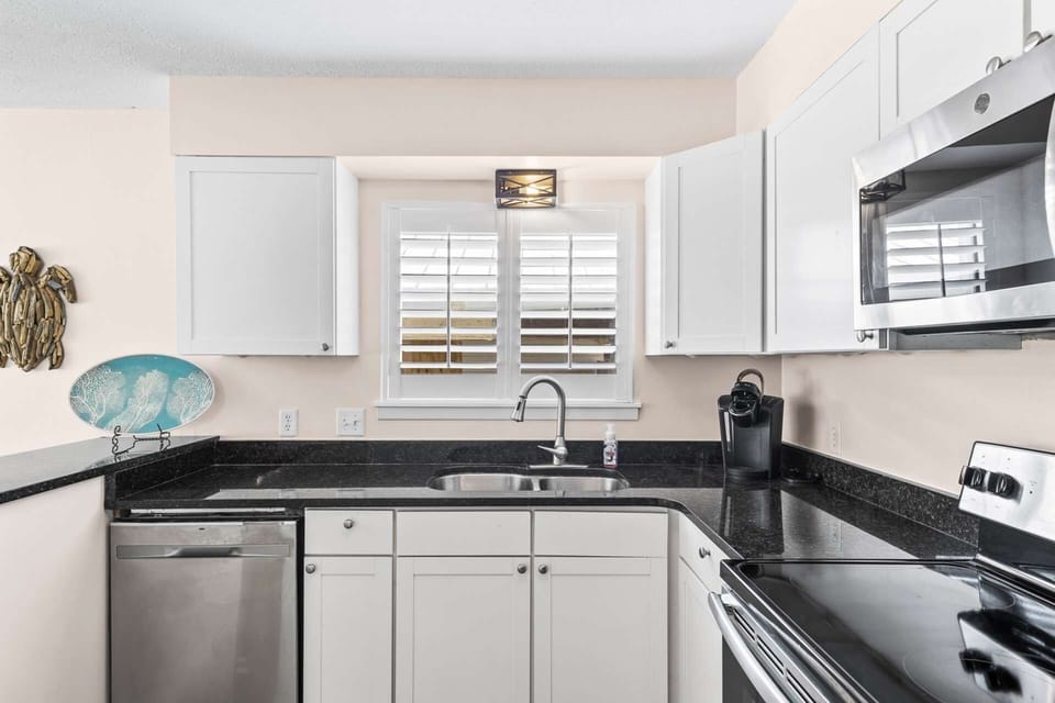 Fully equipped kitchen