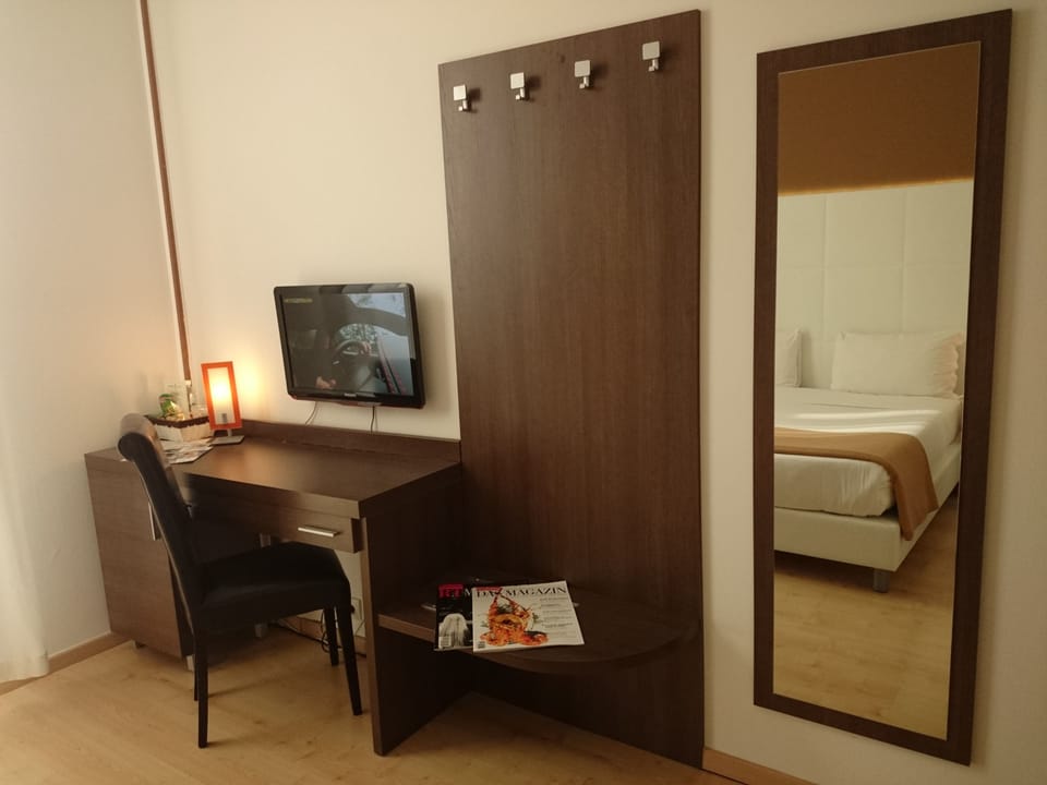 Room amenity