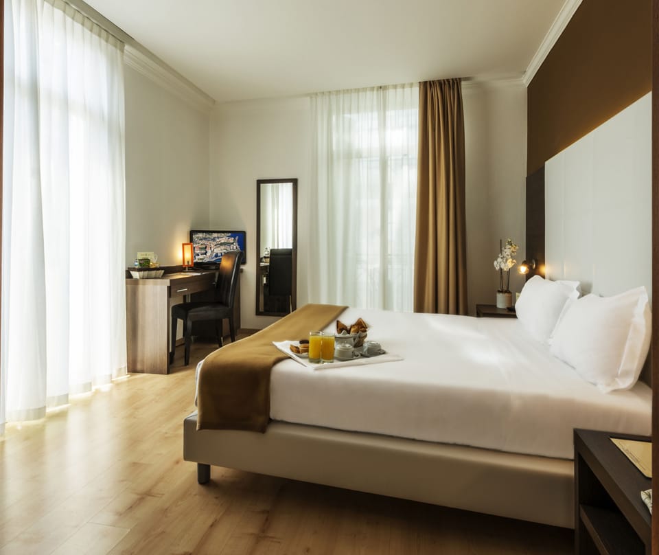 Minibar, in-room safe, blackout drapes, soundproofing