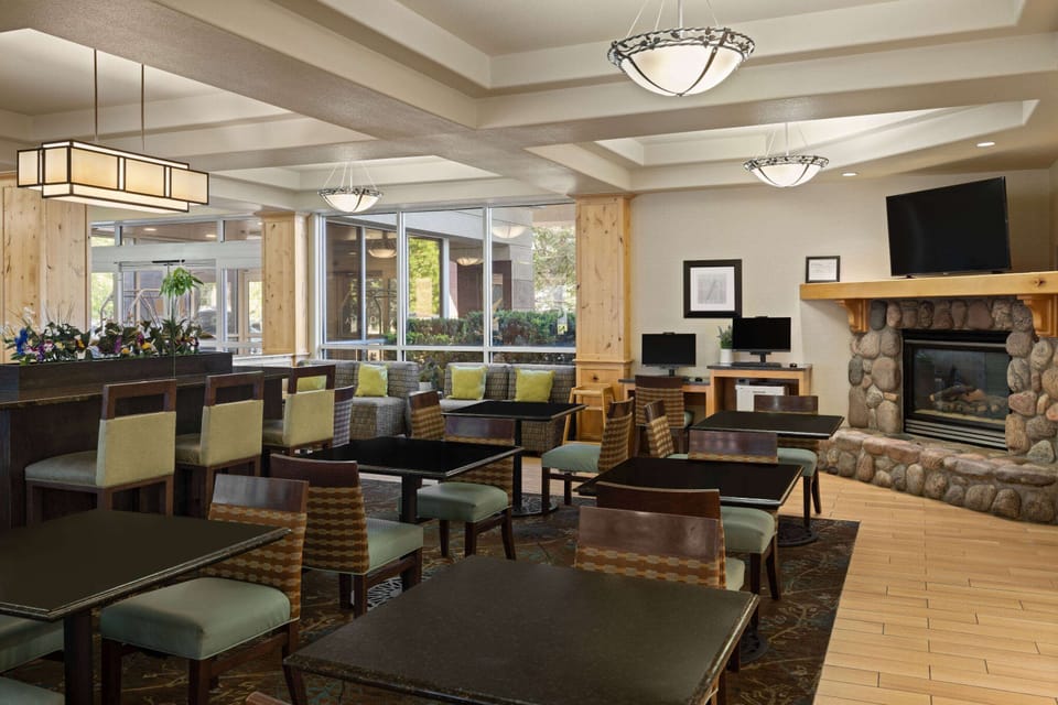 Free daily full breakfast