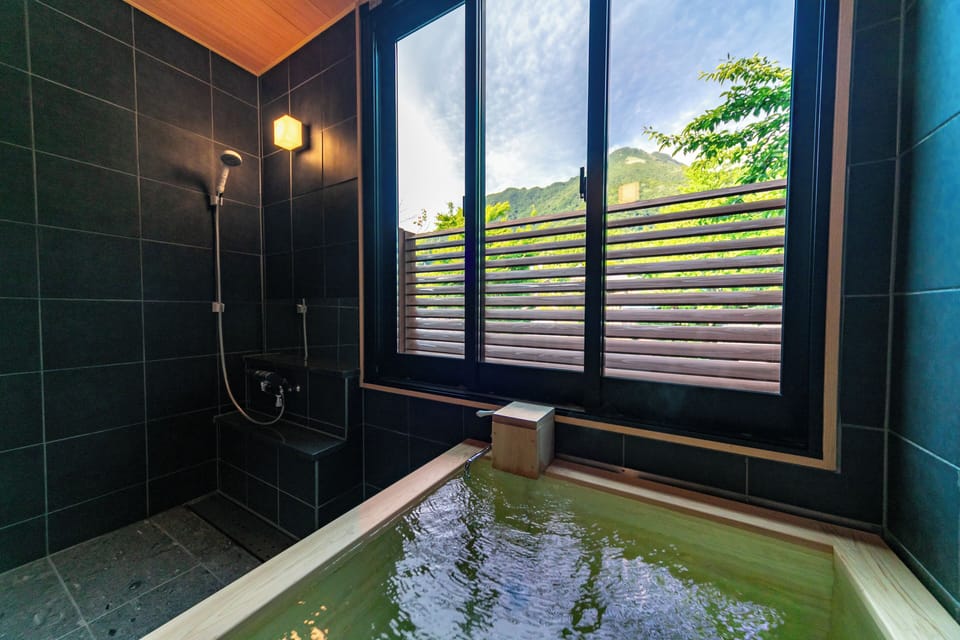 Suite with Onsen in the Main Building, Shisui, Non Smoking | 1 bedroom, minibar (free items), in-room safe, WiFi (free)