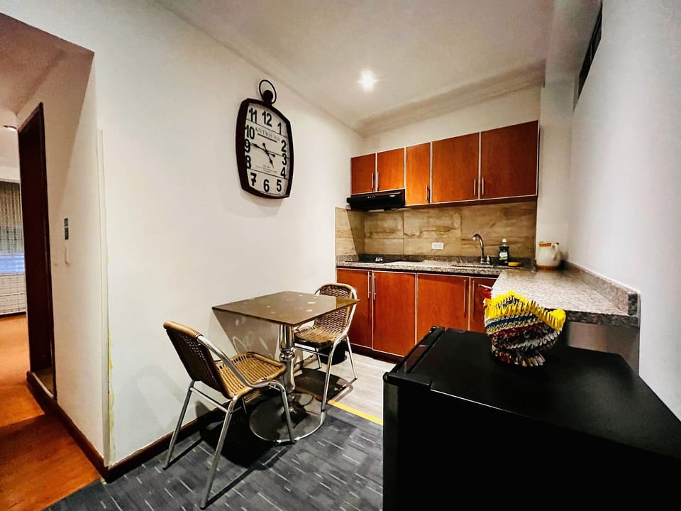 Studio | Dining