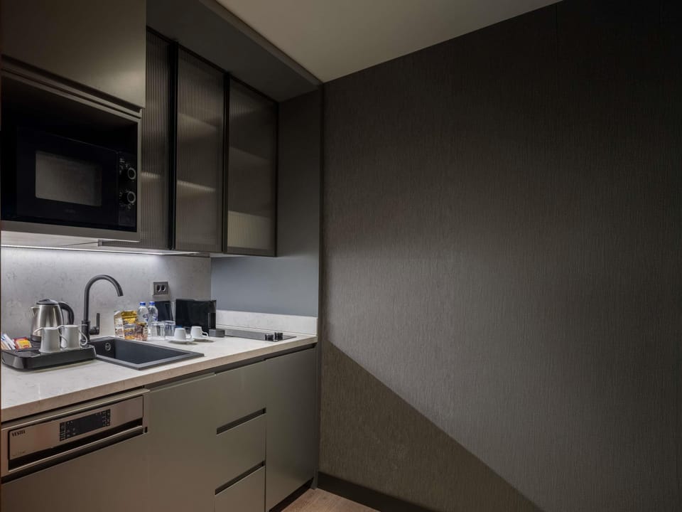 Superior Suite, 1 Queen Bed with Sofa bed | Down comforters, minibar, in-room safe, desk