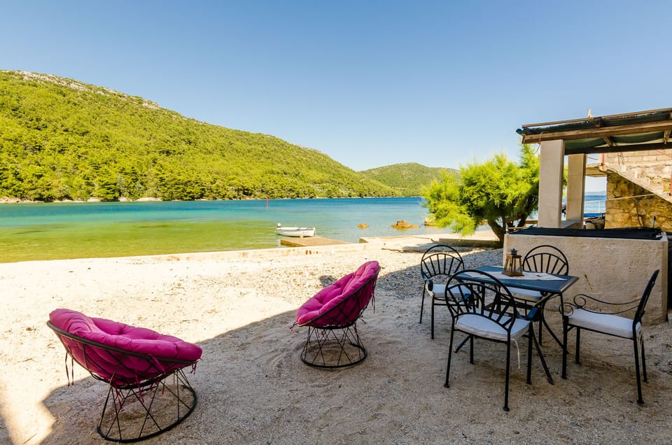 House (Two-Bedroom Holiday Home) | Balcony