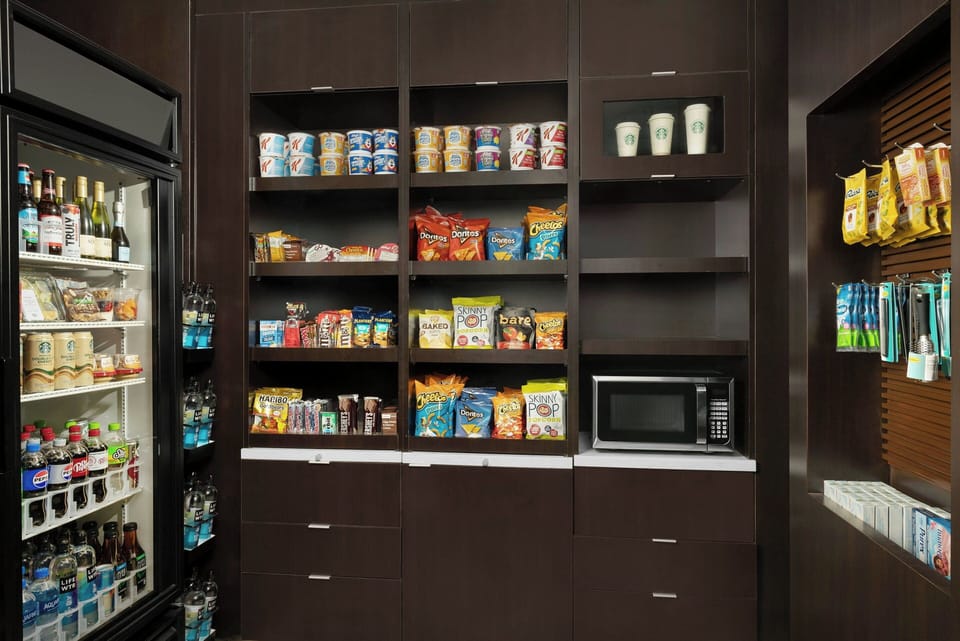 Snack bar