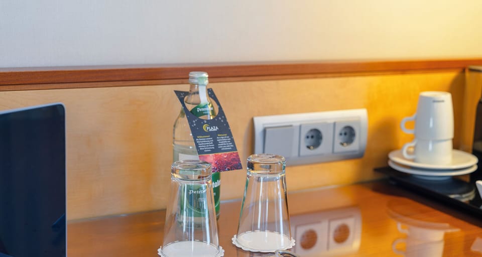Double Room | Premium bedding, in-room safe, desk, blackout drapes