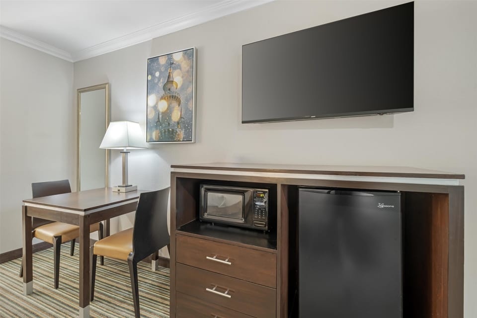Standard Room, 2 Queen Beds, Non Smoking, Refrigerator & Microwave | In-room safe, desk, laptop workspace, iron/ironing board
