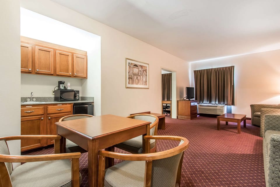 Desk, iron/ironing board, WiFi (free), alarm clocks