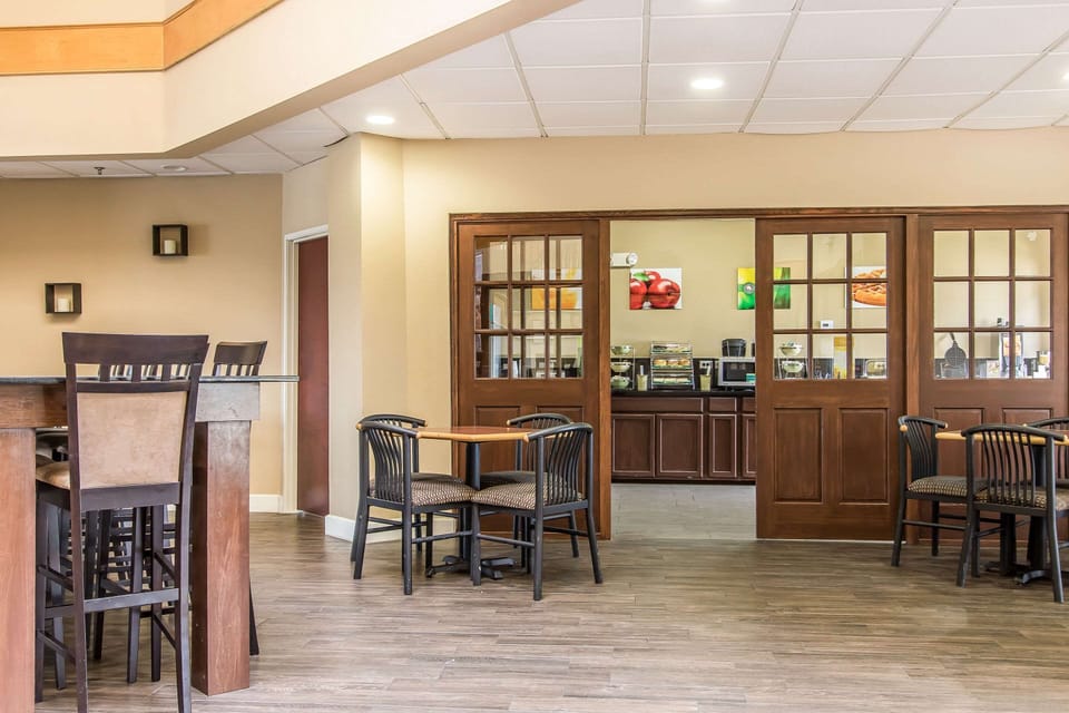 Free buffet breakfast