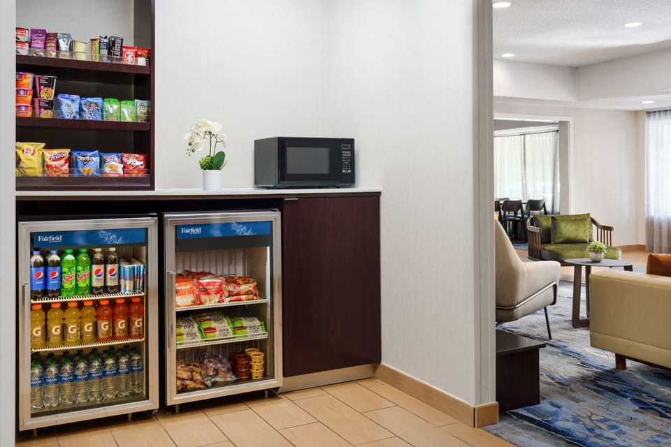 Snack bar