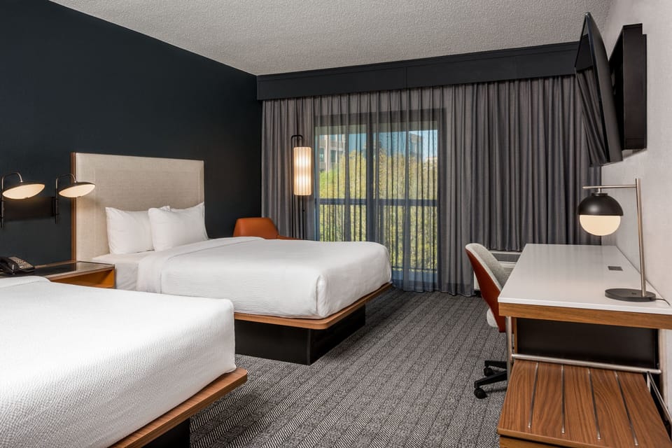 In-room safe, desk, laptop workspace, iron/ironing board