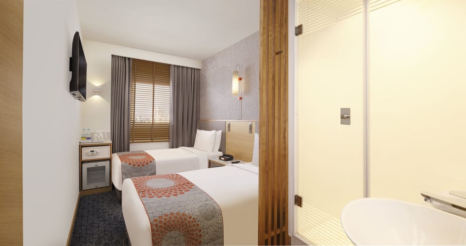 1 bedroom, hypo-allergenic bedding, in-room safe, desk