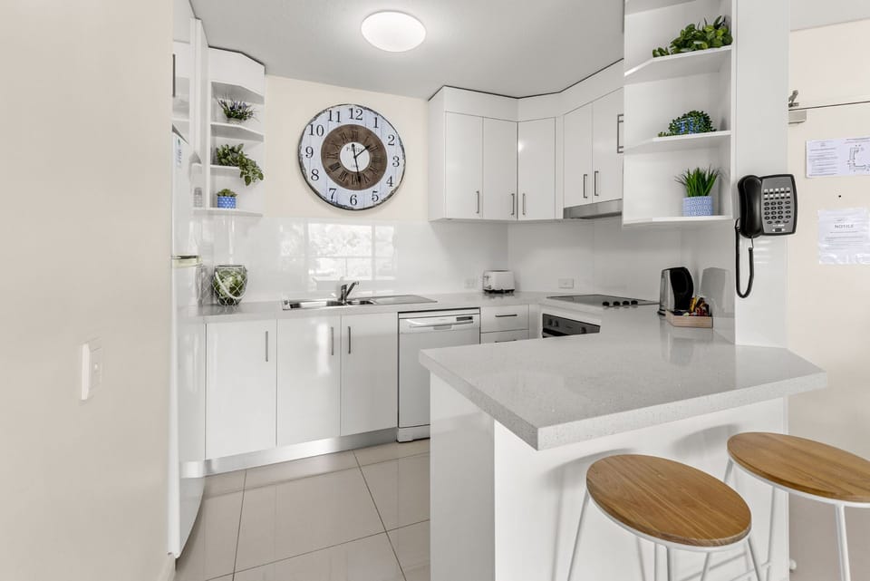 Executive One Bedroom Apartment | Private kitchen