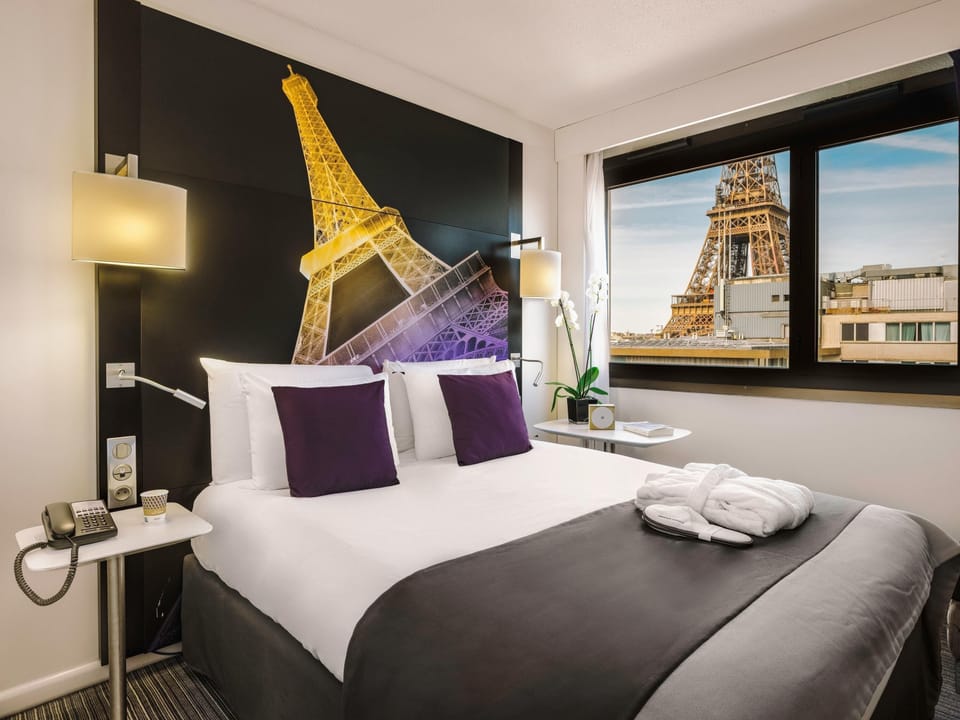 Privilege Room, 1 Double Bed, Upper Floor, Eiffel Tower View | Premium bedding, in-room safe, blackout drapes, soundproofing