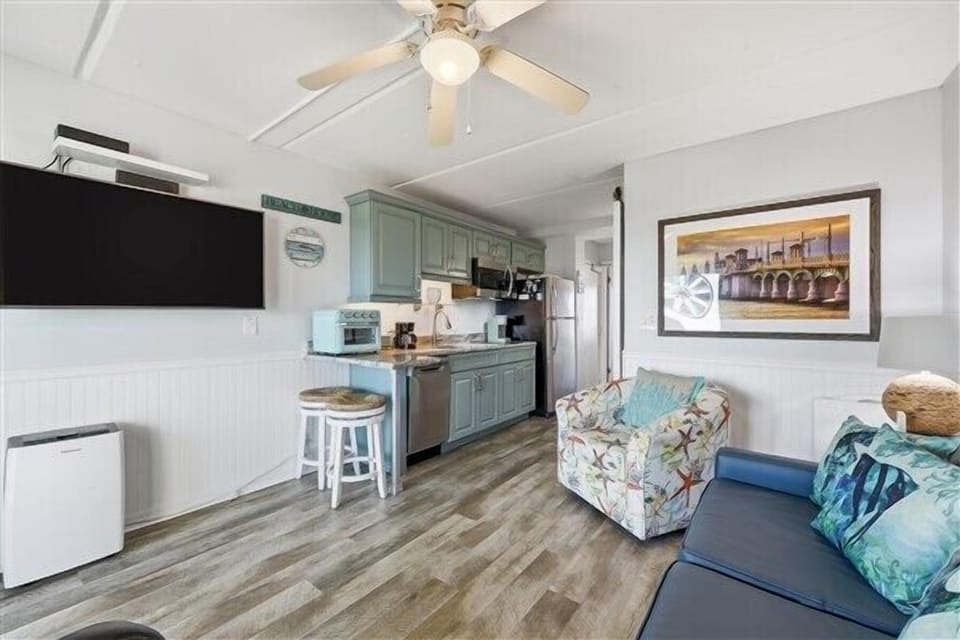 Condo 113