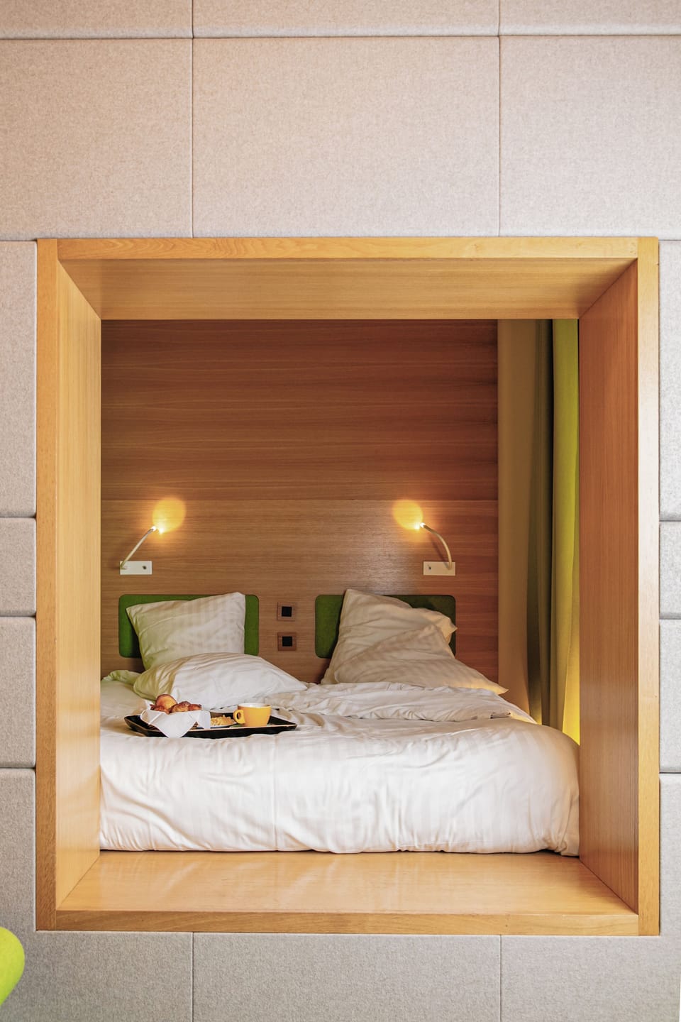Deluxe Double Room (galileO) | Premium bedding, in-room safe, desk, soundproofing