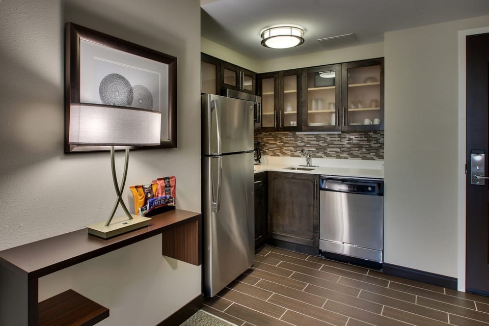 Make a tasty snack in your own kitchenette!