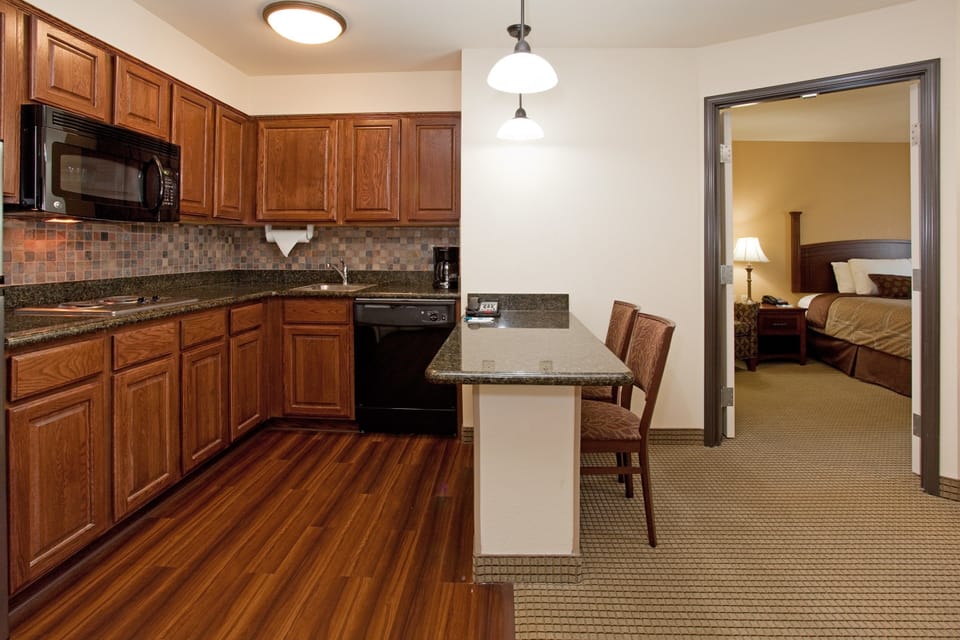 Enjoy a delicious meal with family and friends around the dining table.