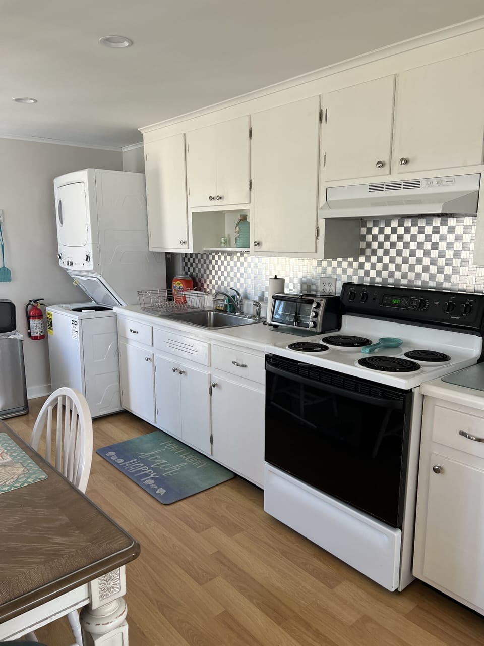 Washer/dryer in unit
