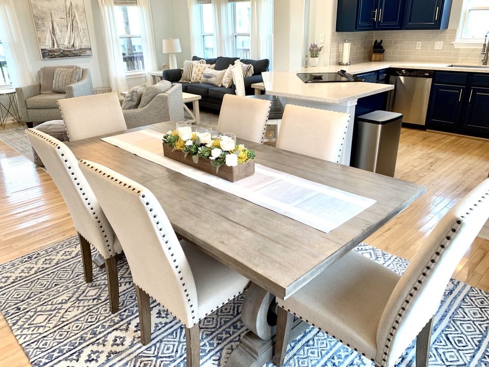 The dining table can expand to seat 8.