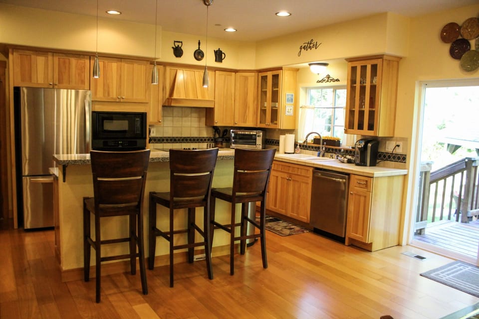 Full kitchen 