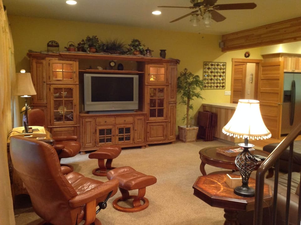 View from main entry area to main living area.