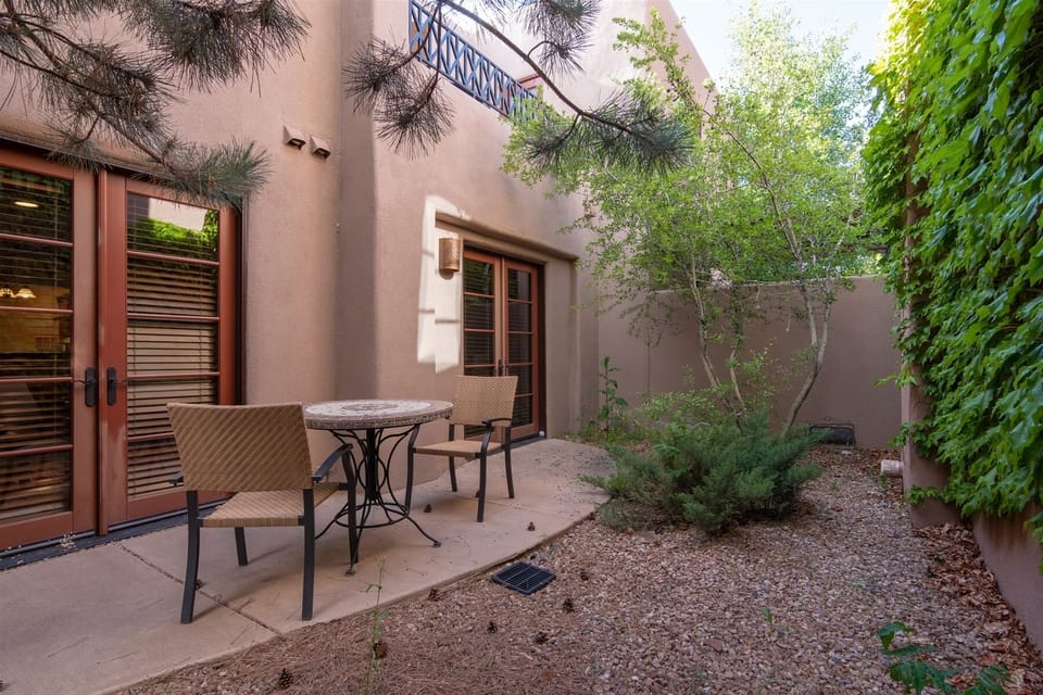 Enjoy the private courtyard!