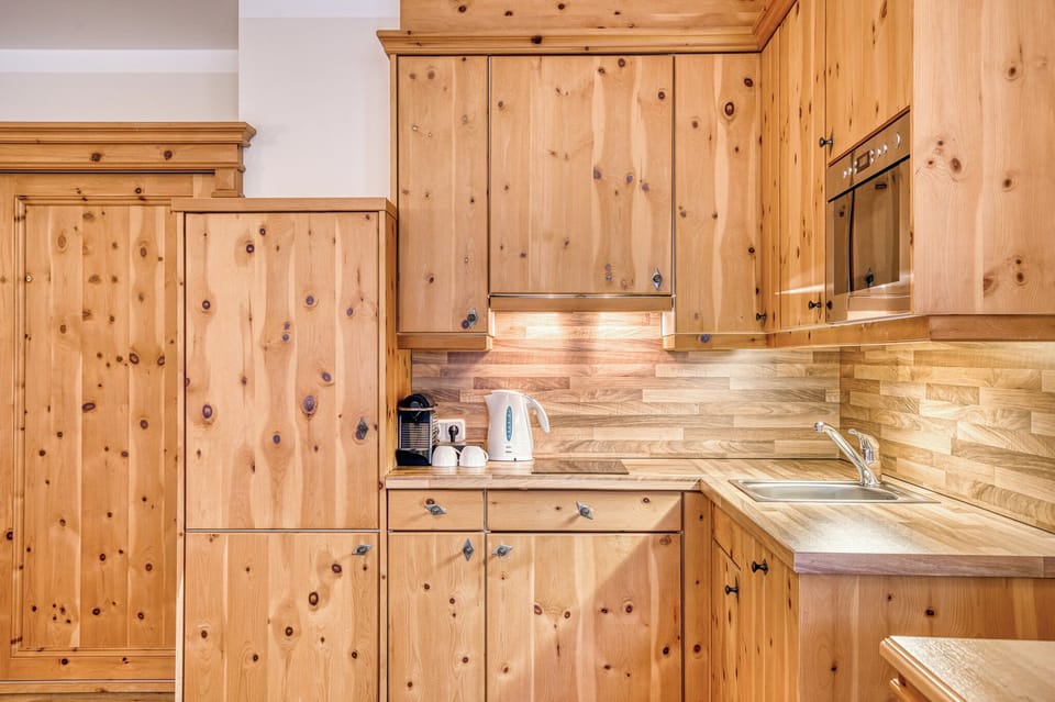 Premium Suite, Balcony | Private kitchen
