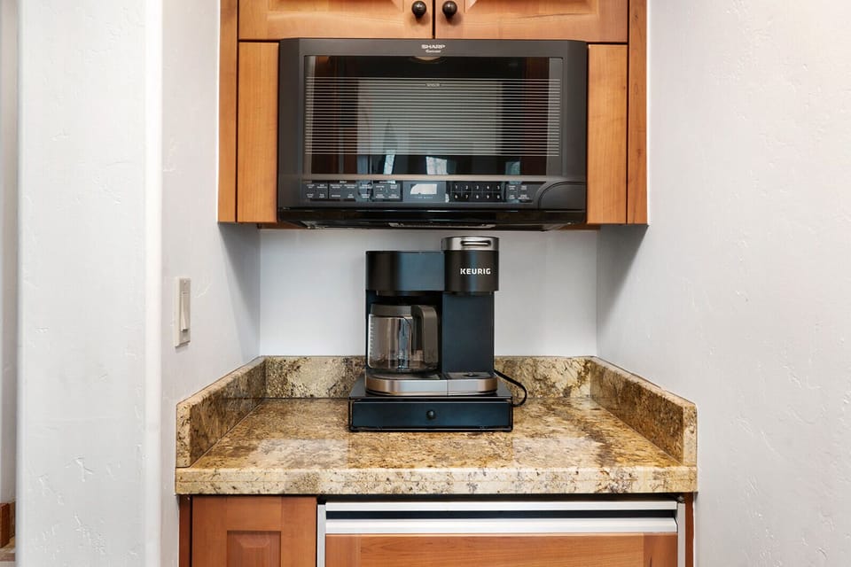 Interior  - Aspen Ridge 16 - Vivid Vacation Rentals Telluride - Interior  - Aspen Ridge 16 - Vivid Vacation Rentals Telluride
