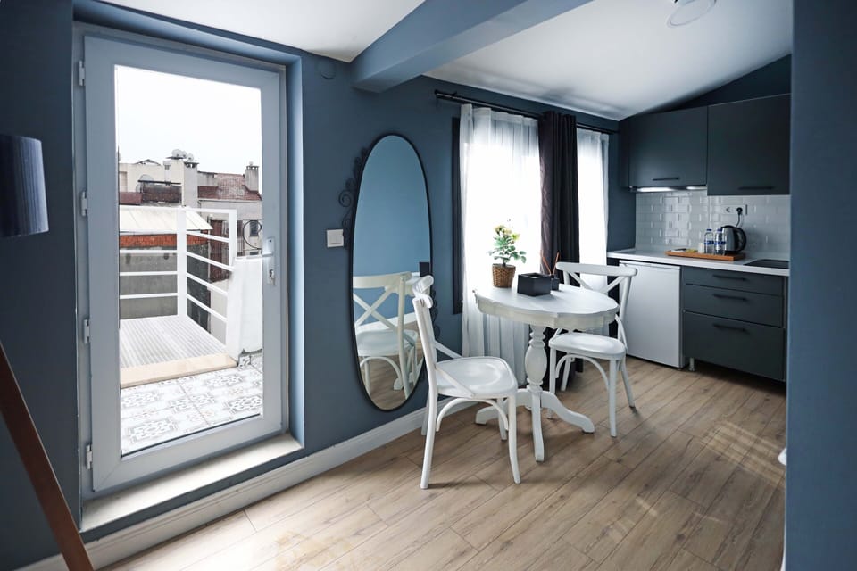 Penthouse, Terrace | Premium bedding, minibar, in-room safe, desk
