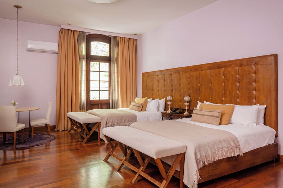 Egyptian cotton sheets, premium bedding, down comforters, pillowtop beds
