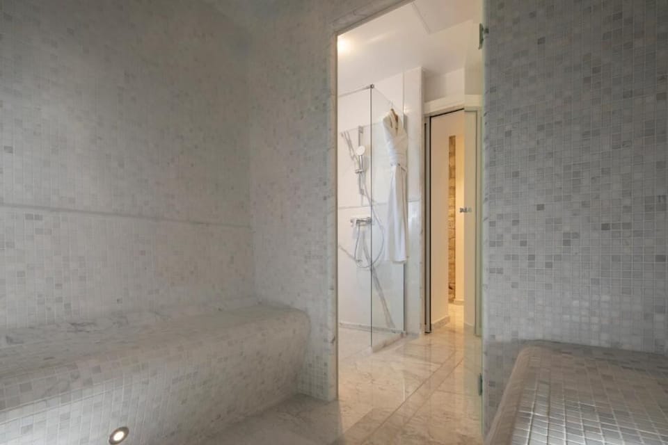 Steam room