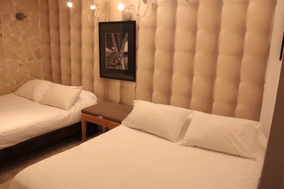 Quadruple Room | In-room safe, desk, soundproofing, iron/ironing board