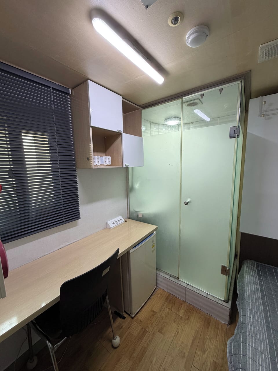 Deluxe Single Room | Desk, laptop workspace, soundproofing, free WiFi