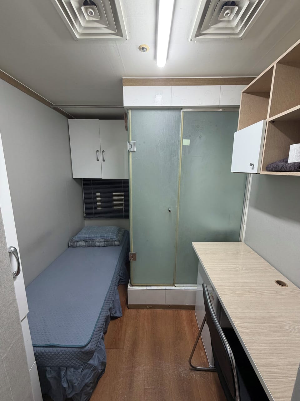 Deluxe Single Room | Desk, laptop workspace, soundproofing, free WiFi