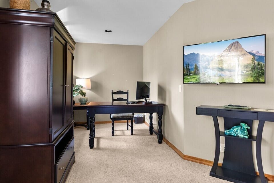 Master Office