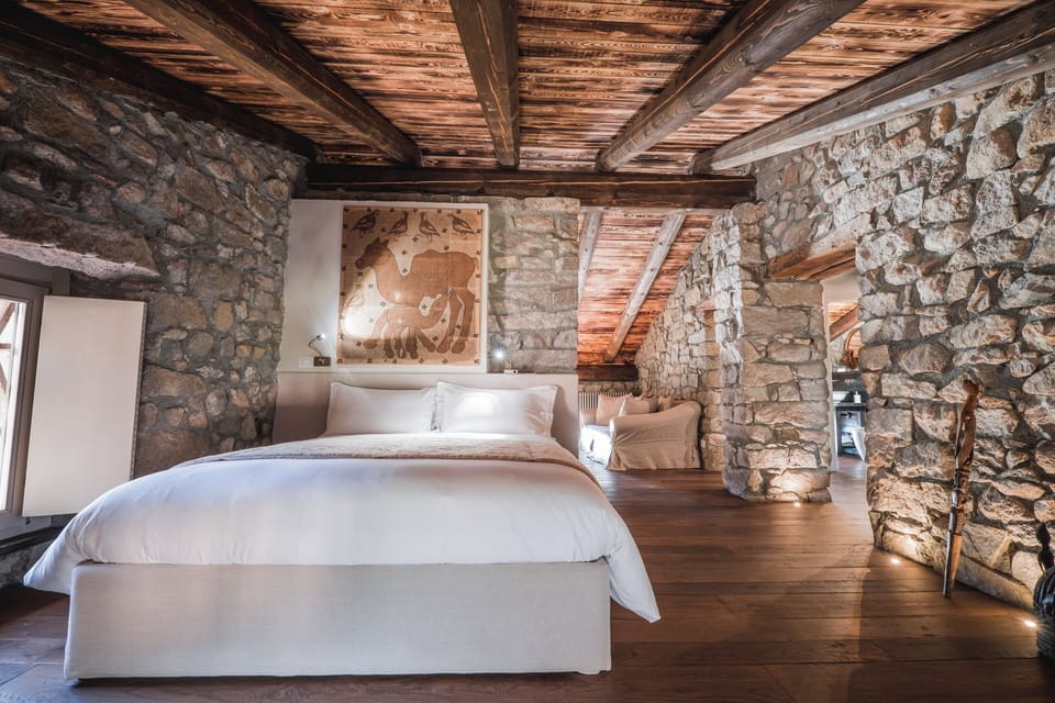 Suite | In-room safe, individually decorated, individually furnished, free WiFi
