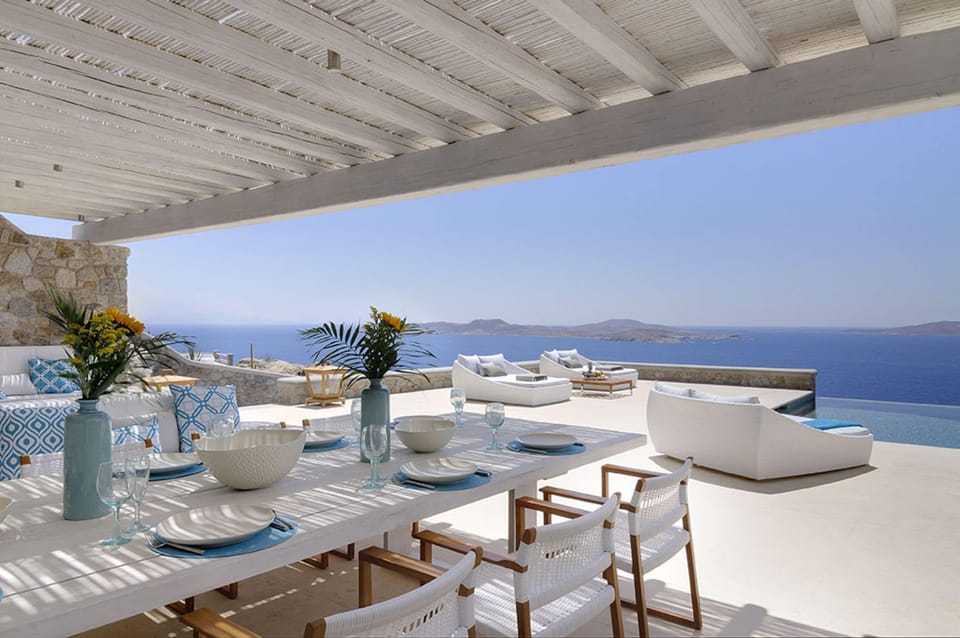 House | 9 bedrooms, in-room safe, bed sheets