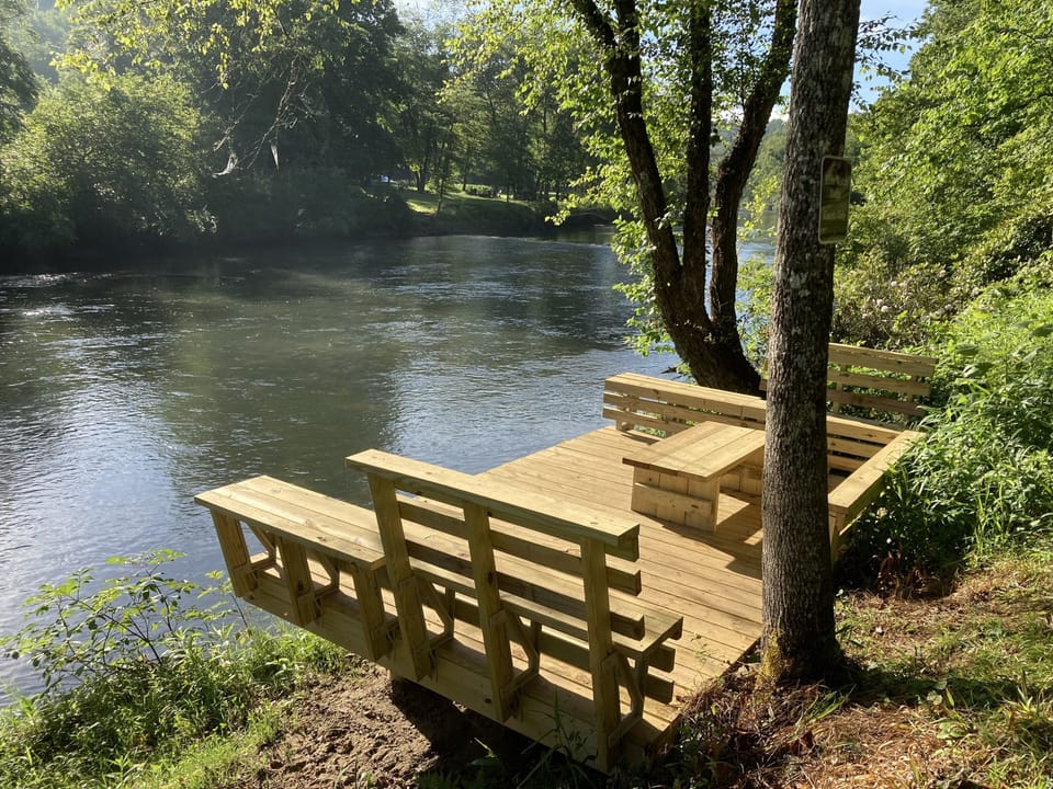 Our private dock on Toccoa River where you can enjoy fishing and relaxing   
