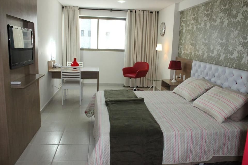 Deluxe Double or Twin Room | Minibar, soundproofing, free WiFi, bed sheets