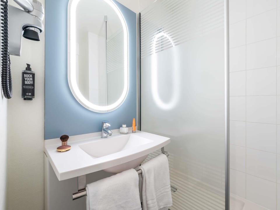 Standard Room, Multiple Beds | In-room safe, desk, blackout drapes, soundproofing