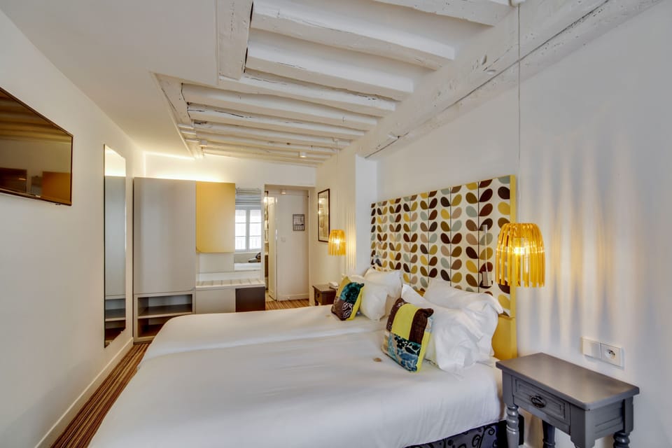 Deluxe Twin Room | Premium bedding, minibar, in-room safe, desk